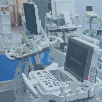 EQUIPAMIENTO MÉDICO